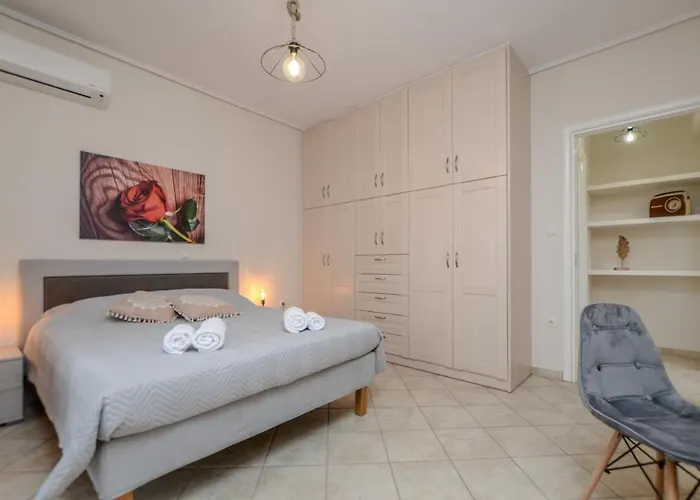 Deluxe Irene1 Апартаменты Naxos City